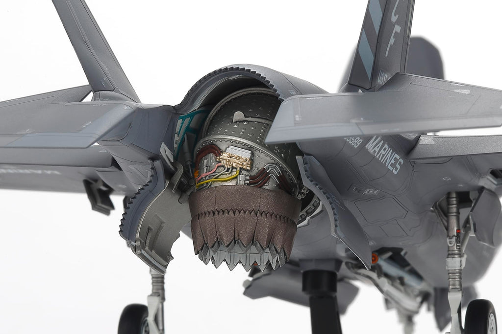 1:72 F-35B Lightning II Plastic Model Kit L4375