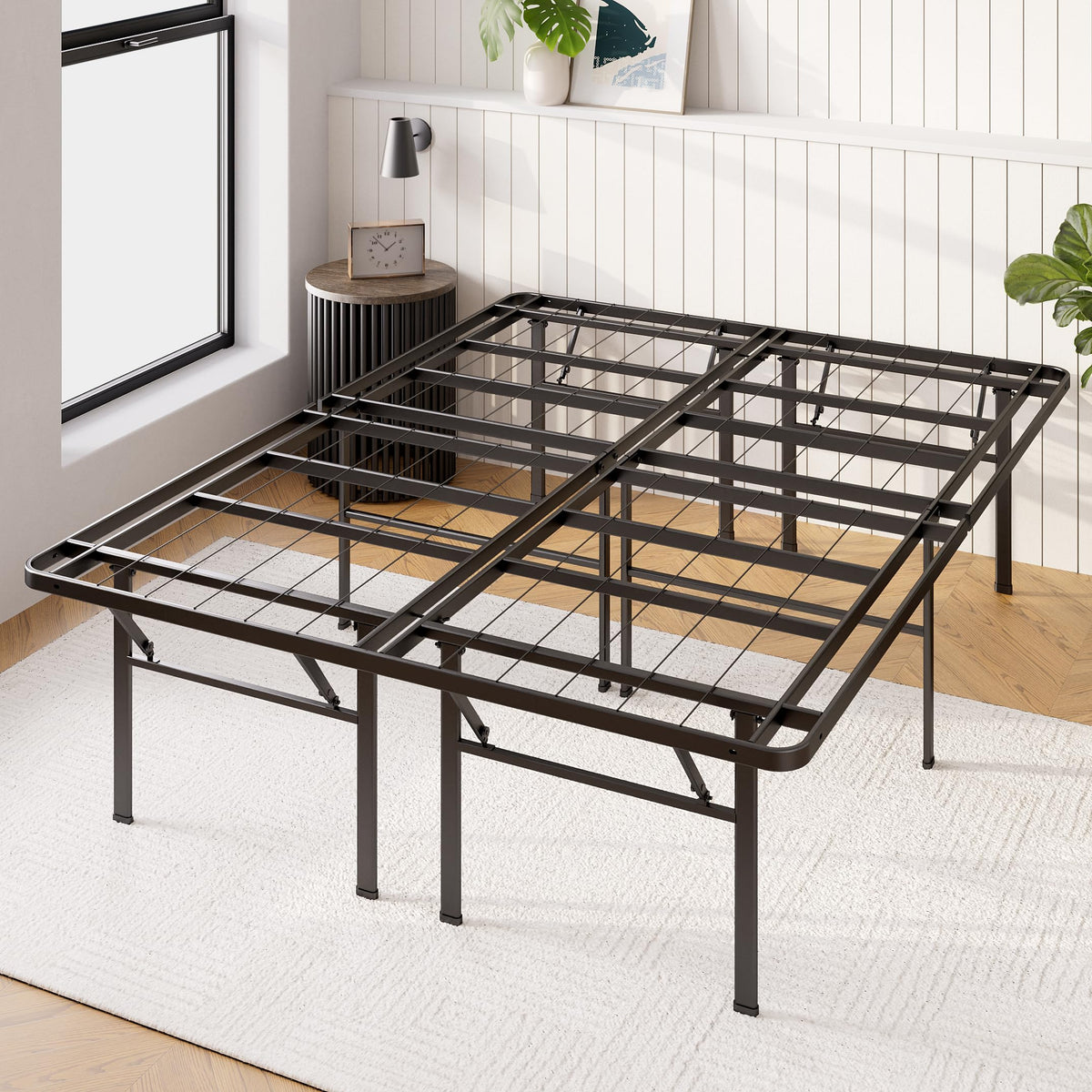 Queen Black Platform Bed Frame U8095
